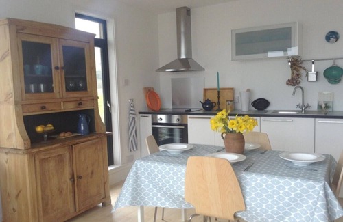 Dunbeacon House | Mulroe Cove - The Boathouse, Fisherman's Lane