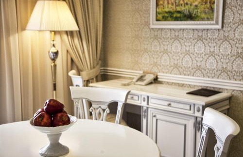 Verin Ptghni Hotel | Multi Grand Pharaon Hotel