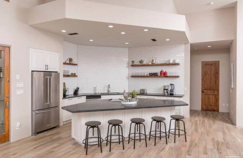Sundown Ranchos House | $ MULTI MILLION DOLLAR ENTERTAINMENT OASIS $