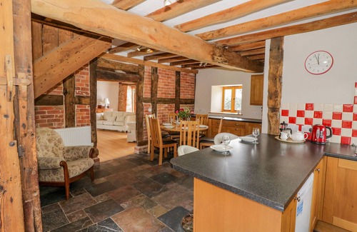 Hay-on-Wye Cottage | MUNDERFIELD MILL, pet friendly, with open fire in Bishop's Frome