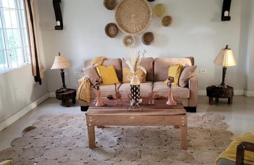 Epworth Villa | Munzel rustic retreat