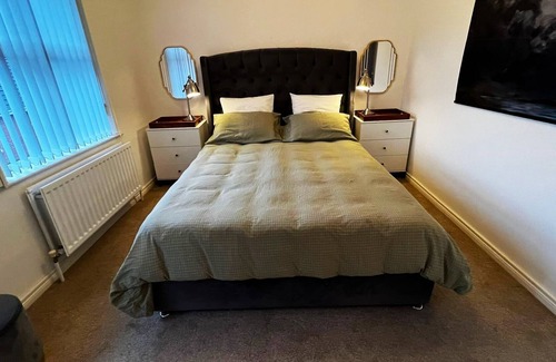 Dromore House | Murphy's Holt 2 Bed Cozy Home - Historic Dromore 3 mins to A1 - Dublin/Belfast