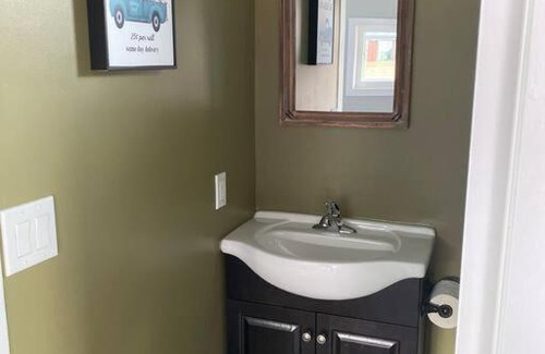Catskill House | Murphys Law Inn 2