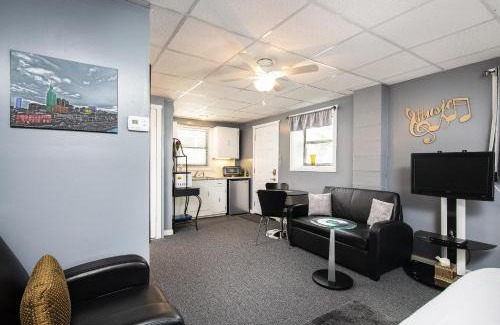 Donelson Apartment | Music Valley Studio - No Fees - Opryland Area