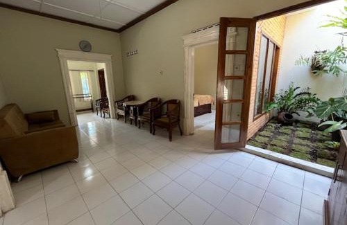 Prawirotaman House | Mutiara Homestay Syariah