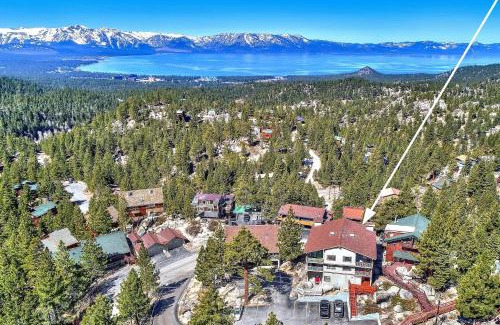 Tahoe Village House | Mv15 lakeview top of the mountain townhome