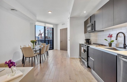 Downtown Miami Apartment | MVR - Only for VIP Travelers - Luxe Stay in Downtown