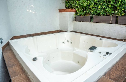 Atlatlahucan House | Lodging for partying, romance or relaxation