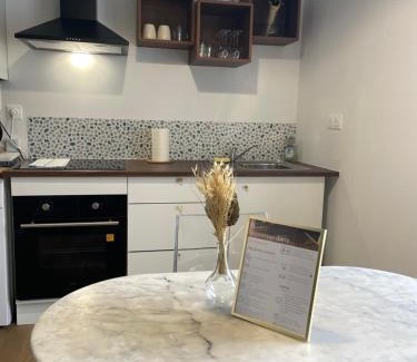 Nevers Apartment | My Cosy Green, Appartement Stylé et proche des commodités