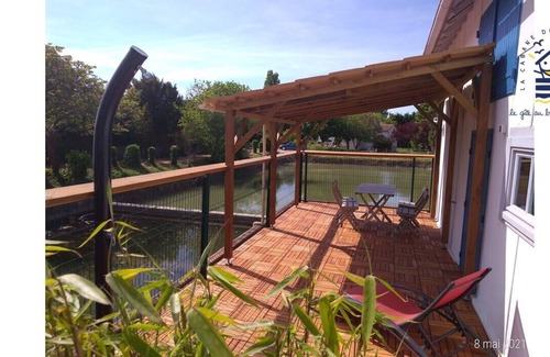 La Tremblade House | My hut at the water's edge