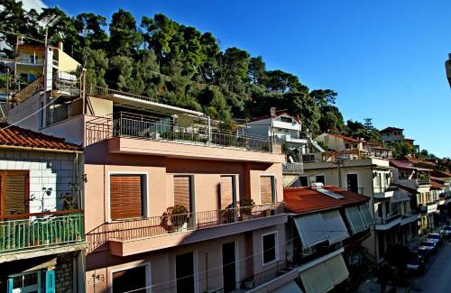 Nafpaktos Apartment | my own way