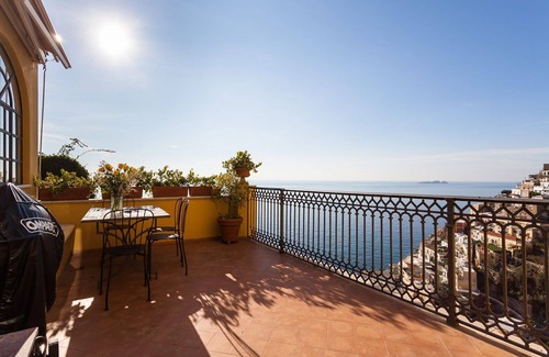 Liparlati Apartment | My Rental Homes - Casa Praiano 5 minute walk from Positano downtown with sea view