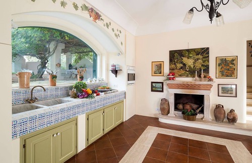 Salemi Villa | My Rental Homes - Green Villa immersed into a Mediterranean garden with heated pool