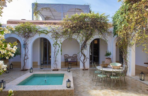 Sidi Abdallah Ghiat Villa | My Rental Homes - Villa Mauri with heated pool and garden