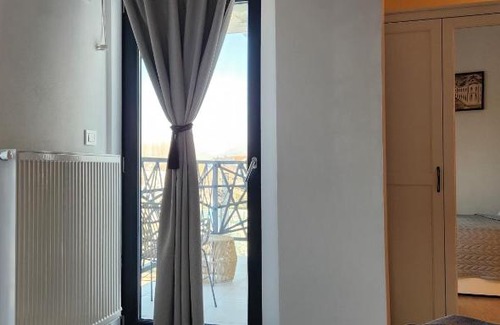 Curtea De Arges House | My room accommodation