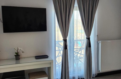 Curtea De Arges House | My room accommodation