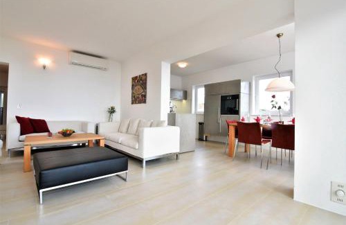 Rubesi Apartment | My-Summerlodge-Cherry