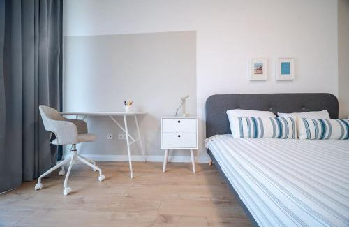 Studentski Grad Apartment | Mycampus 1 bdrm, stay 4, free parking, garden, self check-in