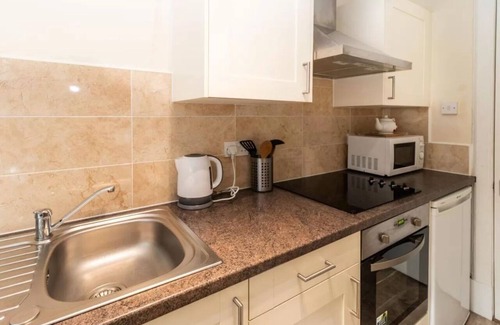 Murthill Apartment | Mycosy Provost Road, 1BR Apartment, Great Location - Dundee