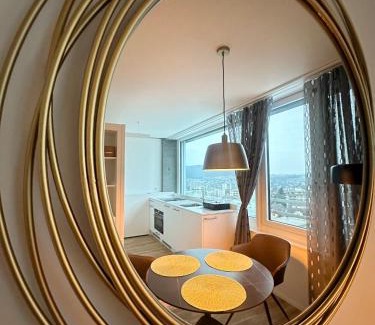 Neuhausen am Rheinfall Apartment | MydiHei @ Rhyfall Towers