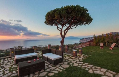 Sorrento Villa | MyExclusiveItaly - Luxury Villa with breathtaking Seaview,pool,BBQ