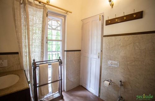 Ramgarh Villa | Myna, Seclude Taradale