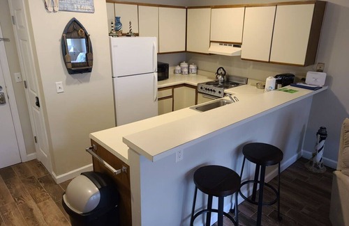 Myrtle Beach Condo | MYR1 Beautiful condo close to the beach