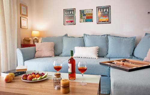 Nea Peramos Apartment | Myrsini's Apartment