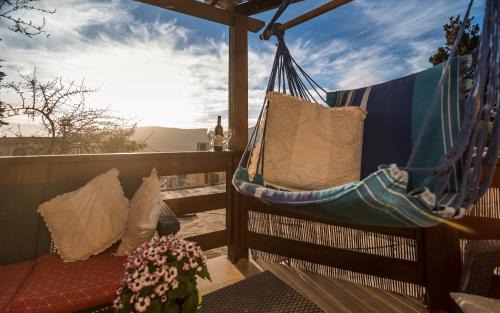 Artists Colony Bed & Breakfast | Myrtle the Turtle Guesthouse