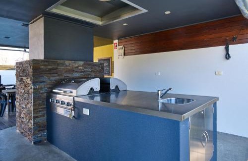 High Country Hotel | Myrtleford Motel on Alpine