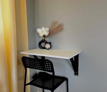 Gauhati House | Mysa unit 1rk cozy unit by Cosmic Cottage