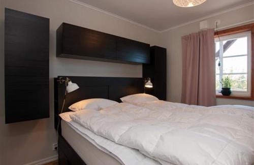 Bjornrike Apartment | Mysig lägenhet i Björnrike mitt i skidbacken med terrass och utsikt över Sonfjället