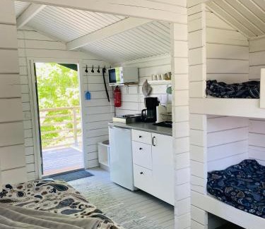 Rockneby House | Mysig stuga på landet nära havet och Kalmar stad
