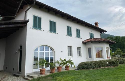 Palazzo Canavese Bed & Breakfast | MyVilla B&B