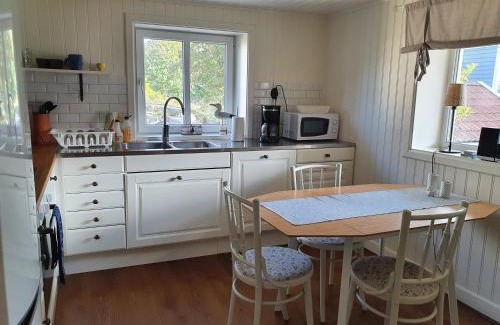 Smogen Apartment | Nära Smögenbryggan