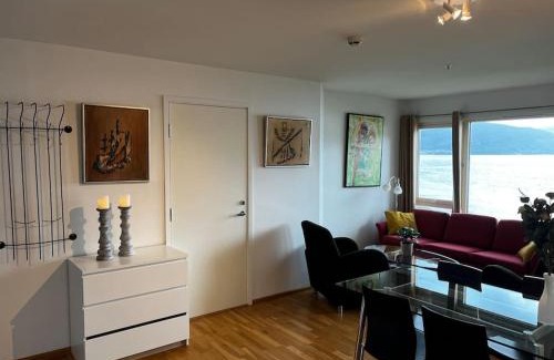 Hjelmeland Apartment | Nær Prekestolen(Pulpitrock)Trolltunga og Gullingen