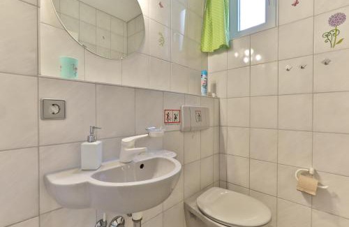Neckarhausen Apartment | Nürtingen 90 qm lichtdurchflutete Wohnung im Loft-Style mit Balkon und Nähe zum Neckar