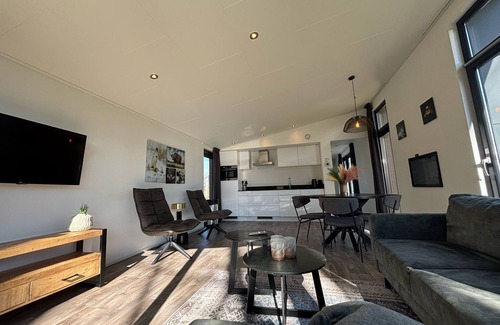 Kaatsheuvel House | n/a