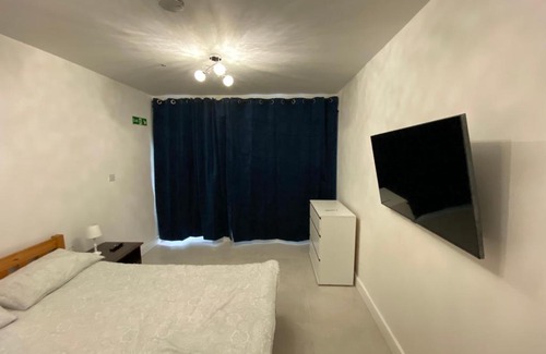 Oxford House | N D Room