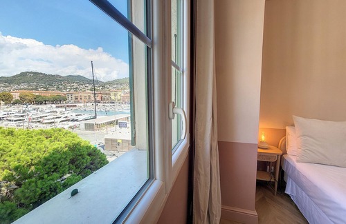 Quartier du Port Apartment | N&J - PORT LYMPIA - Port area - Close Old Town