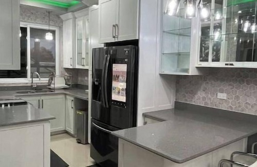 Havendale Apartment | N-Mac luxury 2 Bedroom Rental unit,pool&jaccuzi