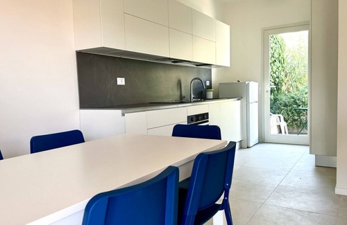 Villaggio Taunus Apartment | N081 - Numana, villa with garden