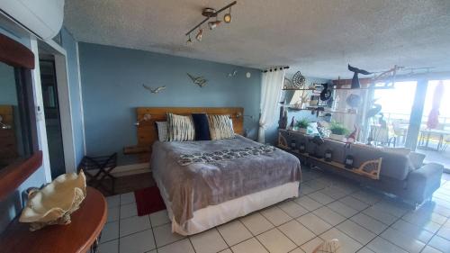 Cabezas Apartment | NAÜTIK, Ocean Front! Great view