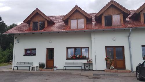 Msecke Zehrovice House | Na samotě u lesa -Rasovna