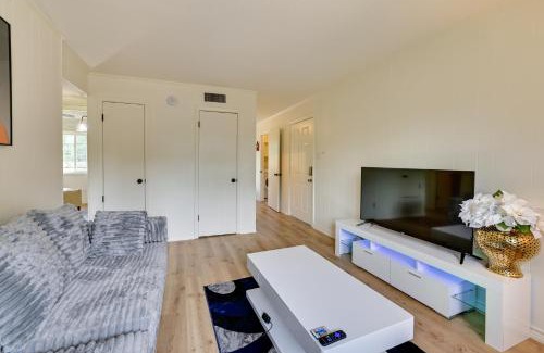 Nacogdoches Apartment | Nacogdoches Condo Half-Mi to SFA Pets Welcome