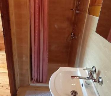 Solina House | Nad Jeziorem Domki i Pokoje 781-281-434