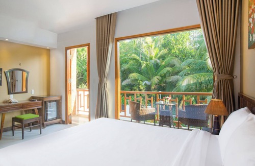 Cua Lap Hotel | Nadine Phu Quoc Resort & Spa