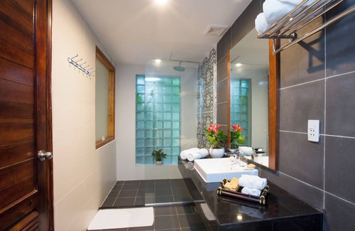 Cua Lap Hotel | Nadine Phu Quoc Resort & Spa