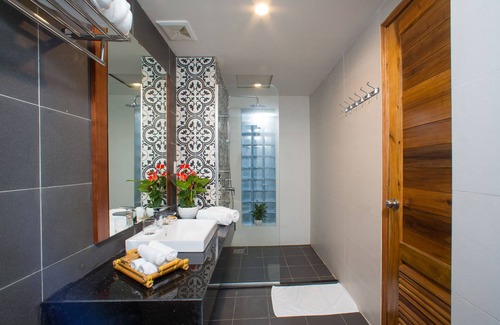 Cua Lap Hotel | Nadine Phu Quoc Resort & Spa