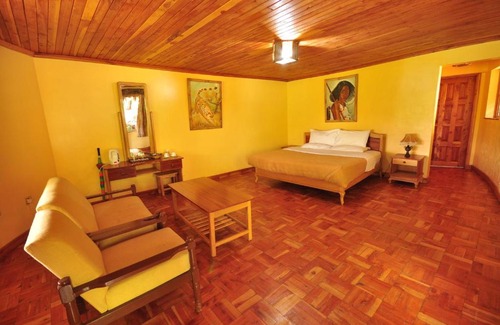 Uasin Gishu Resort | Naiberi River Campsite & Resort